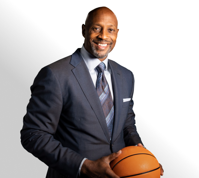 Alonzo Mourning with basketball